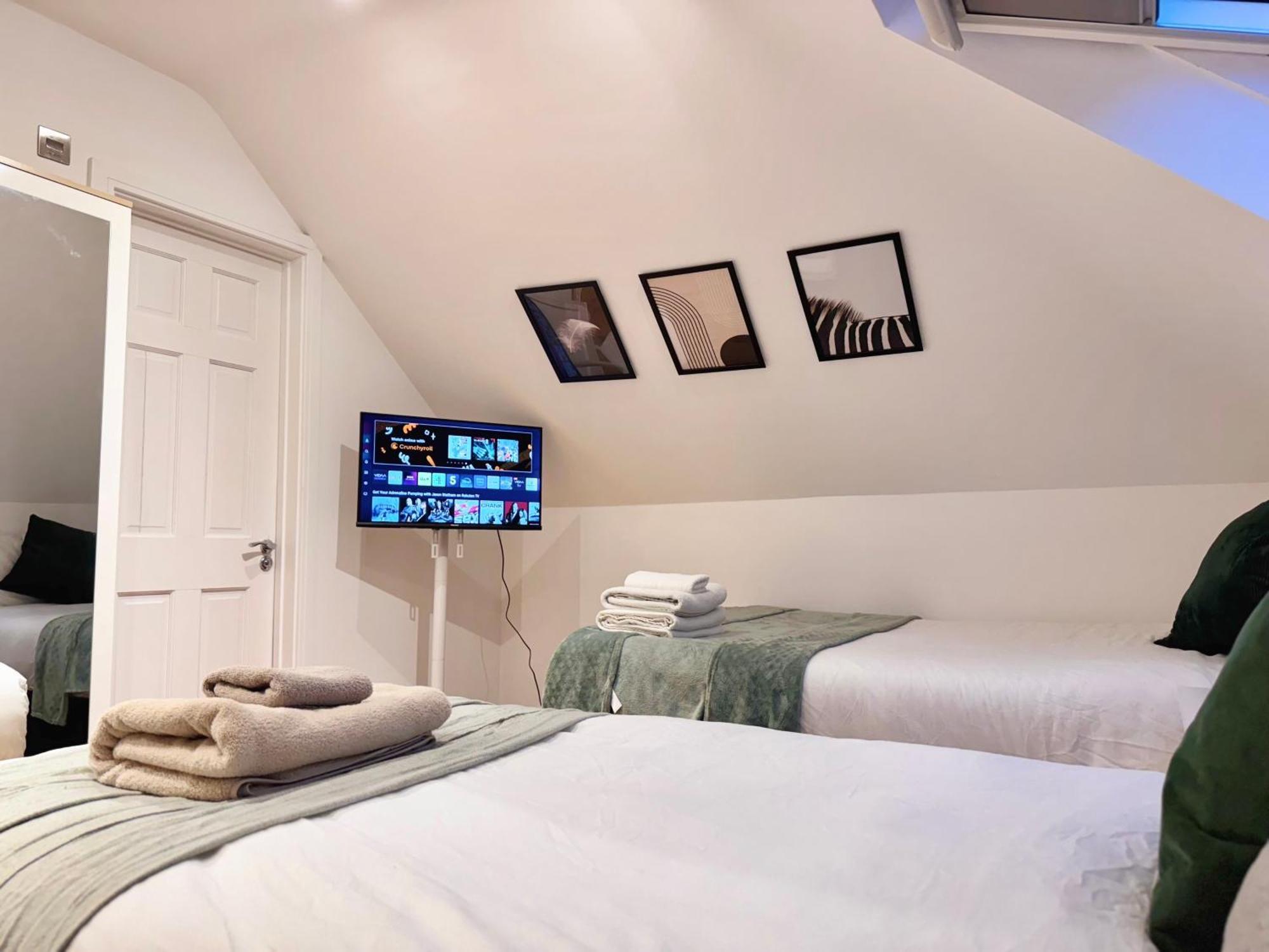 En-Suites With Free Parking 30Min To Central ลอนดอน ภายนอก รูปภาพ