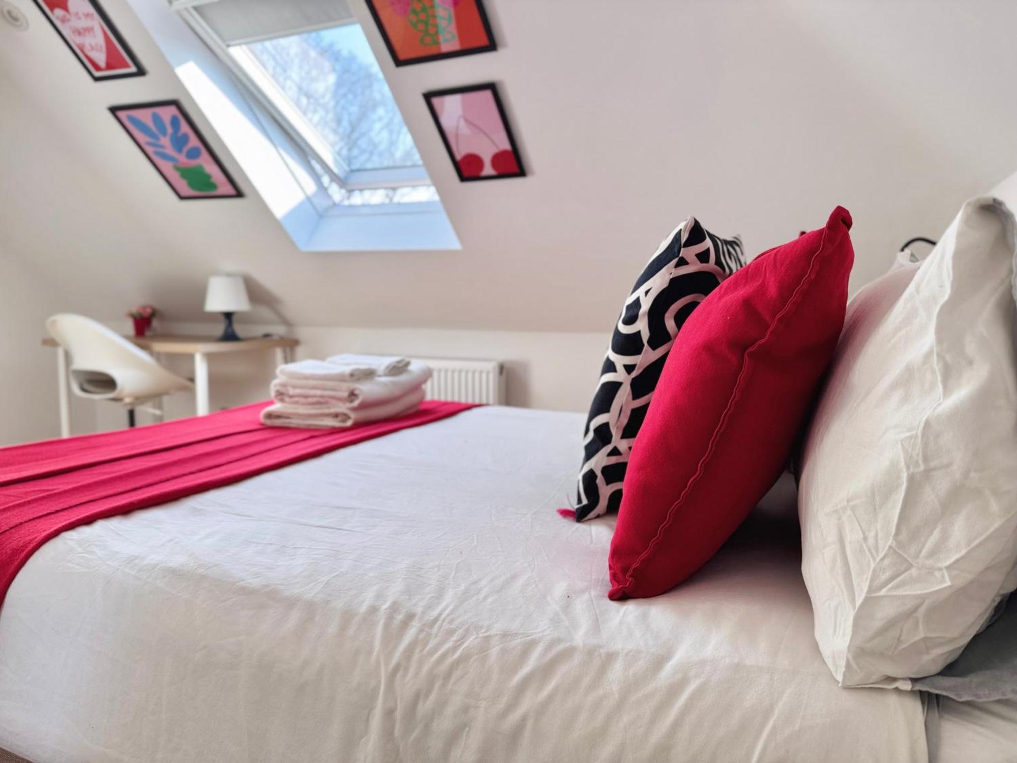 En-Suites With Free Parking 30Min To Central ลอนดอน ภายนอก รูปภาพ
